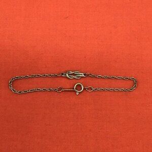 Avon Gold Tone Rope Links with Knot 6.25" Bracelet